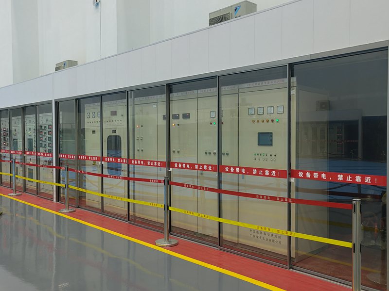 图为机旁防尘罩800.jpg 图为机旁防尘罩800.jpg