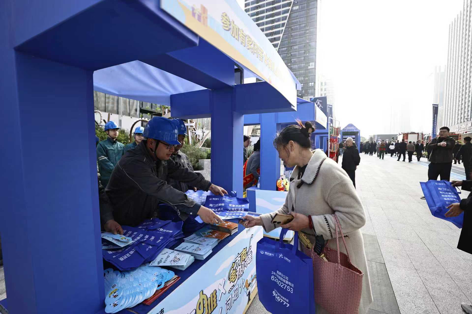 45a85a20bfe24f99a520752913409e3b.jpg 45a85a20bfe24f99a520752913409e3b.jpg