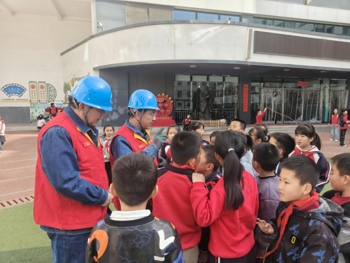 图片2.png 图片2.png