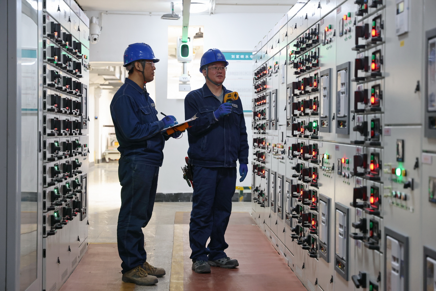 刘家峡水电厂:数字引擎驱动传统电厂启<span class= 刘家峡水电厂:数字引擎驱动传统电厂启<span class=