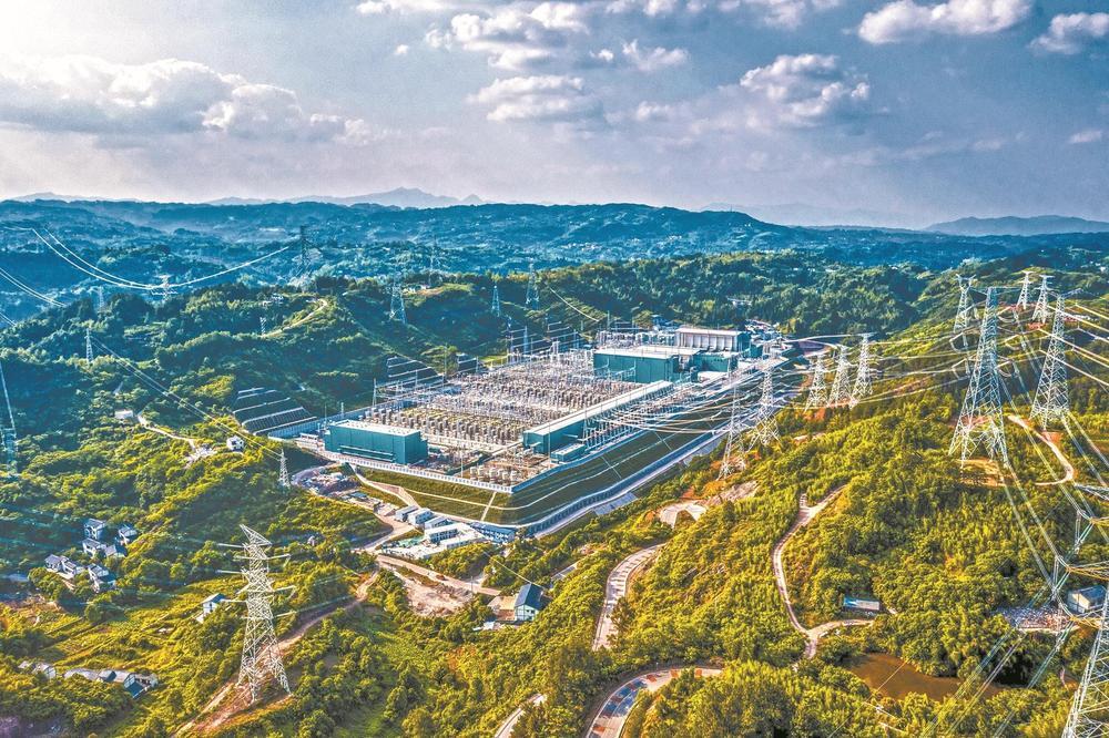 西南電網跨越升級 更好承載配置清潔能源