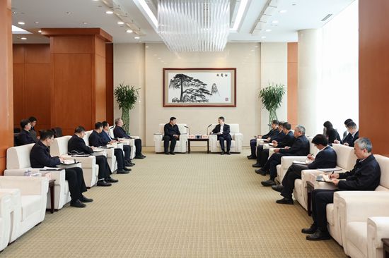 温枢刚邓建玲会见国家电网董事长张智刚