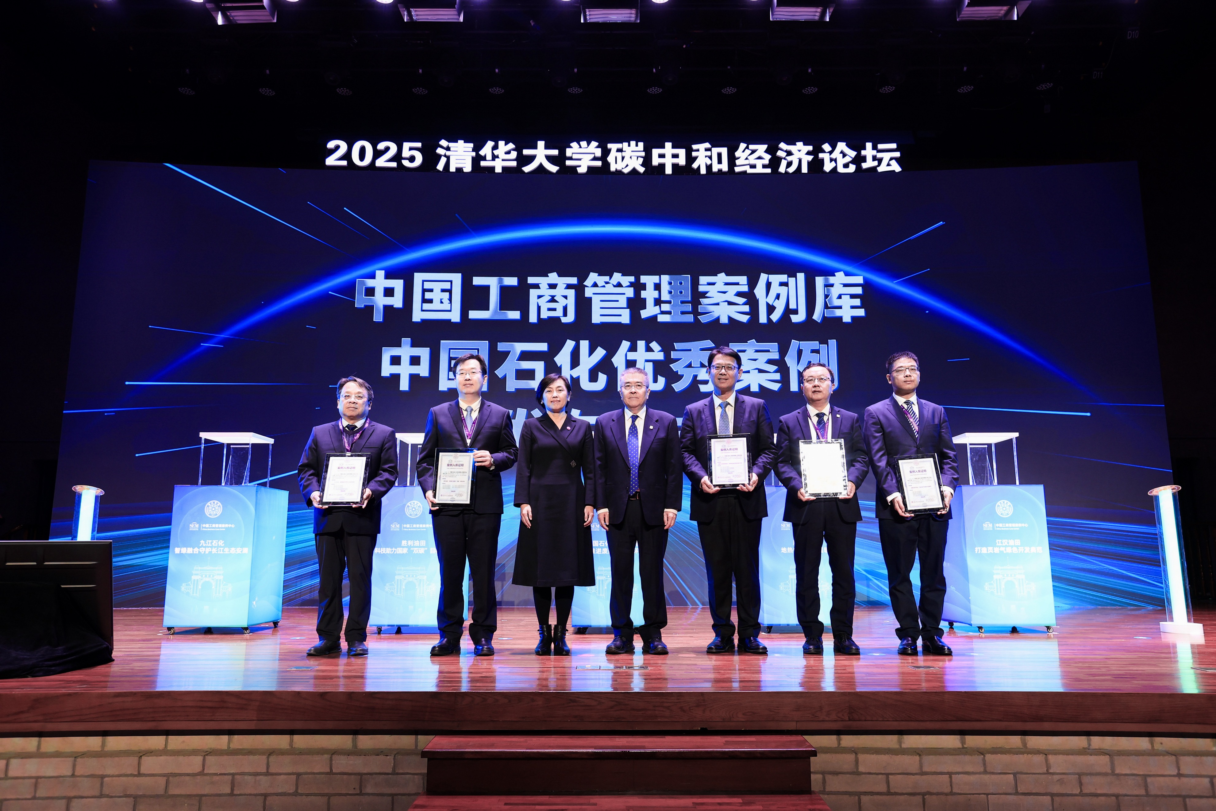 6afbb9d5ffc19923cb0e42b244fcf56e.jpg 6afbb9d5ffc19923cb0e42b244fcf56e.jpg