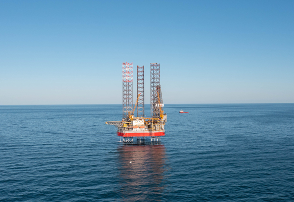 秦皇岛29-6油田发现探井作业现场。受访者供图