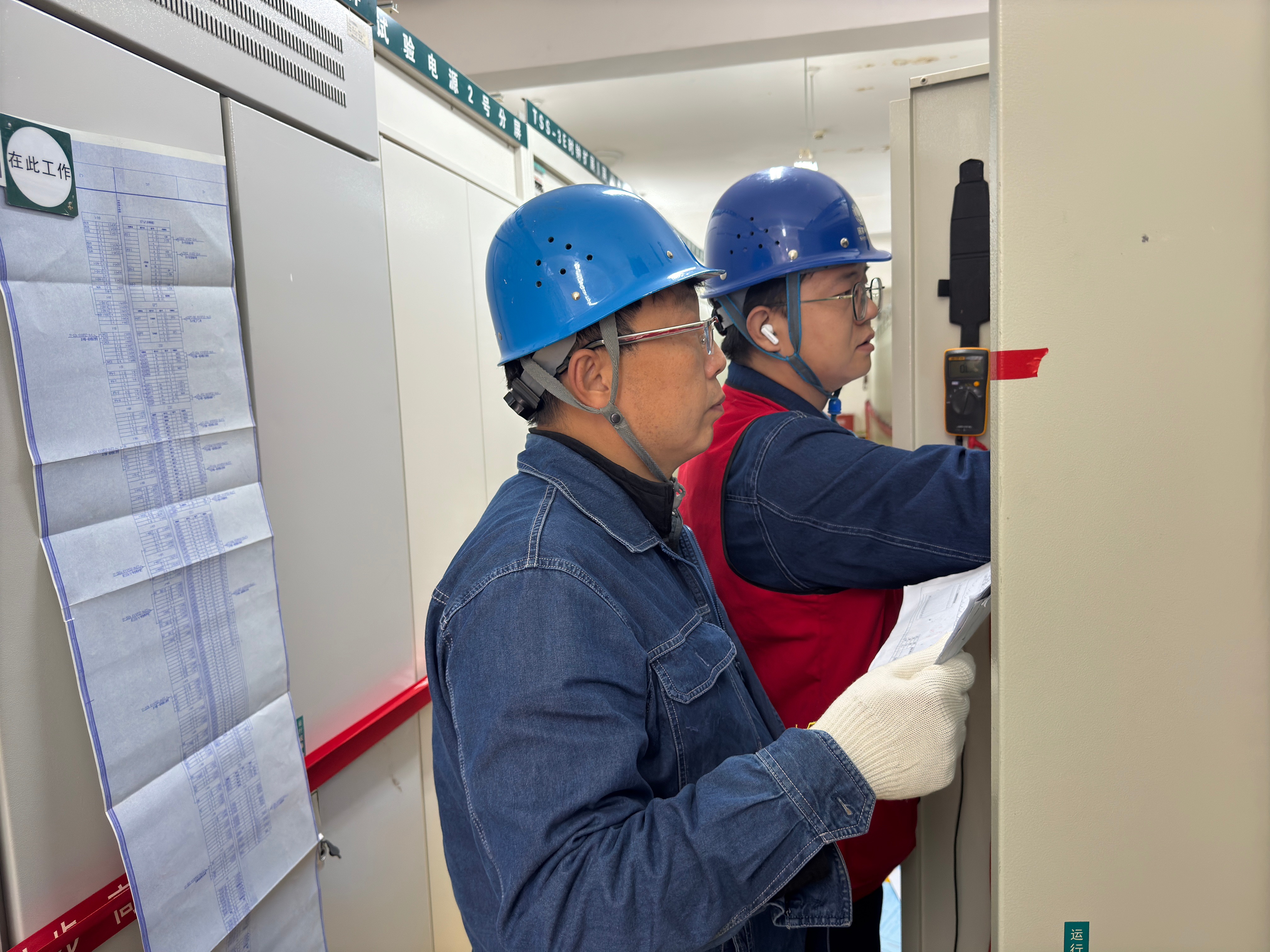 10月11日，国网兰州供电公司变电检修<span class=