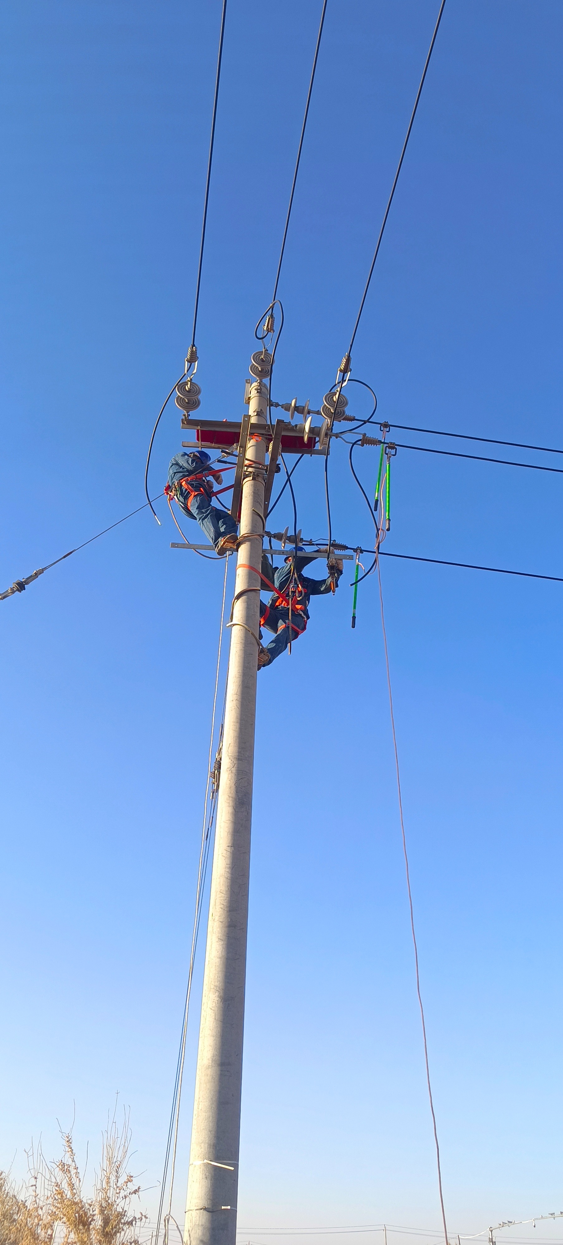 内蒙古电力阿拉善巴彦浩特供电备战迎峰度冬秋检保障安全